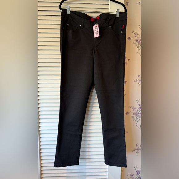 NWT Tripp NYC Black Twill Skinny Pants in Size 14S From Torrid - Picture 1 of 7